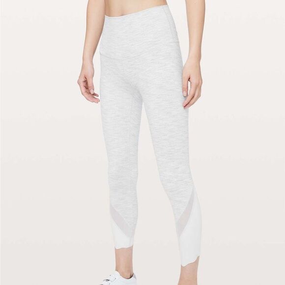 lululemon athletica Pants - RARE Lululemon Wunder Under Luxtreme Scallop Hem 23" Crop High Rise Leggings 0/2